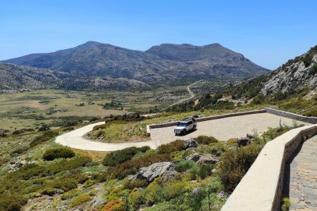 Private Psiloritis The mountain of Gods & Cooking Lesson